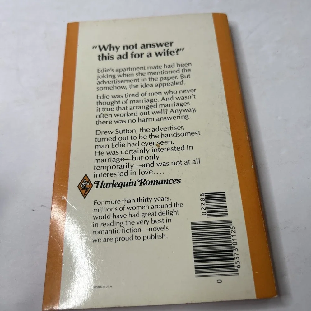 Lot of : HARLEQUIN ROMANCE PB Novels Vintage